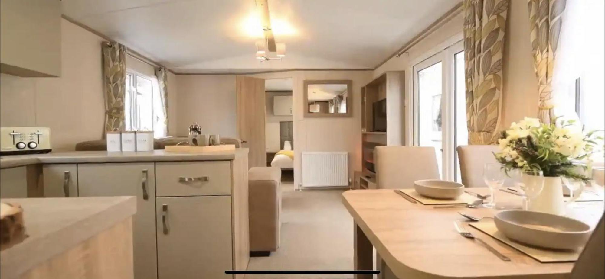 Rohannah Static Caravan Fantastic Family And Friends Holiday East Mersea Eksteriør billede